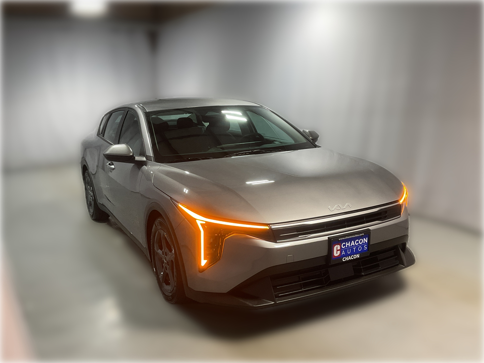 2025 Kia K4 LX