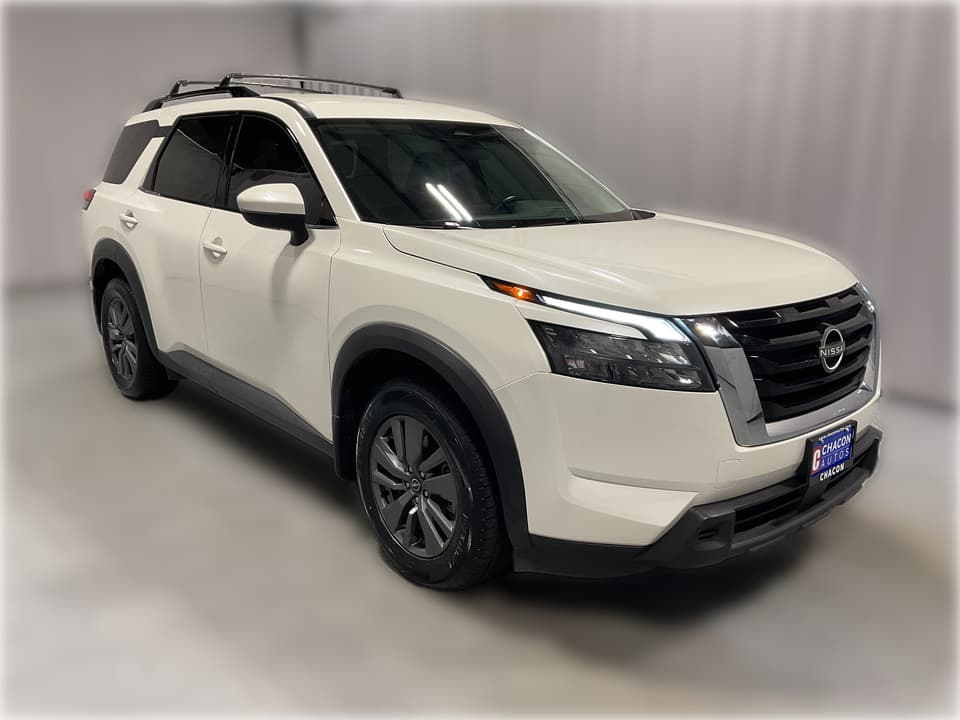 2023 Nissan Pathfinder SV
