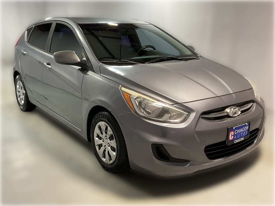 2017 Hyundai Accent SE 5-Door 6A