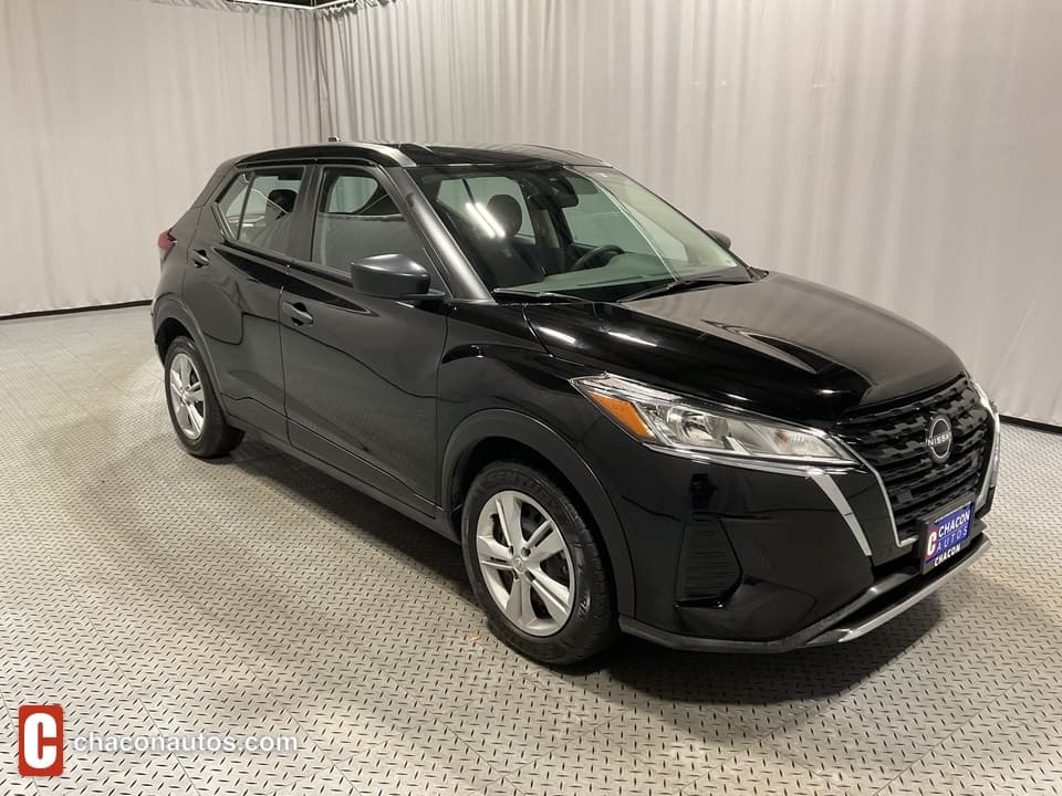 2022 Nissan Kicks S