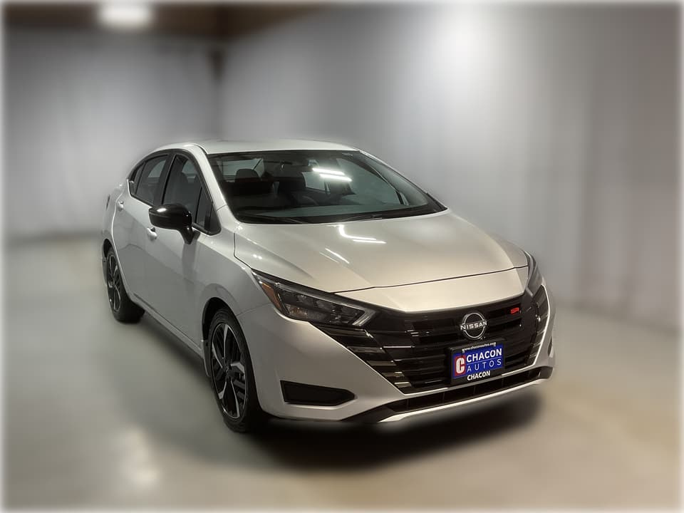 2025 Nissan Versa SR