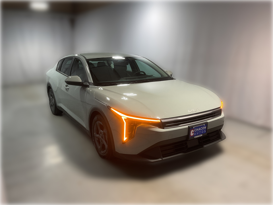 2025 Kia K4 LX