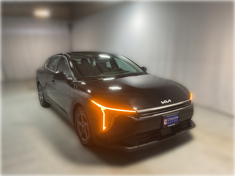 2025 Kia K4 LX