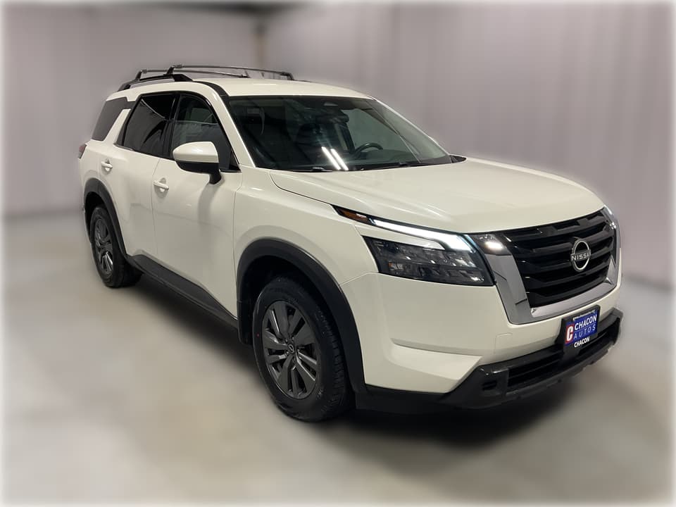 2023 Nissan Pathfinder SV